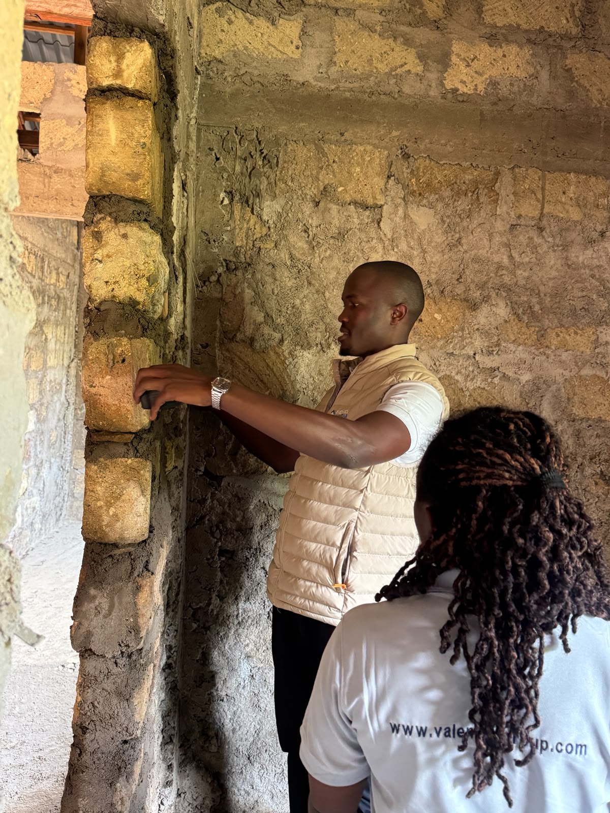 What Makes Maraba Glass Professional Onsite Consultation Different during a professional site assessment by Maraba Glass & Aluminum Systems Ltd.